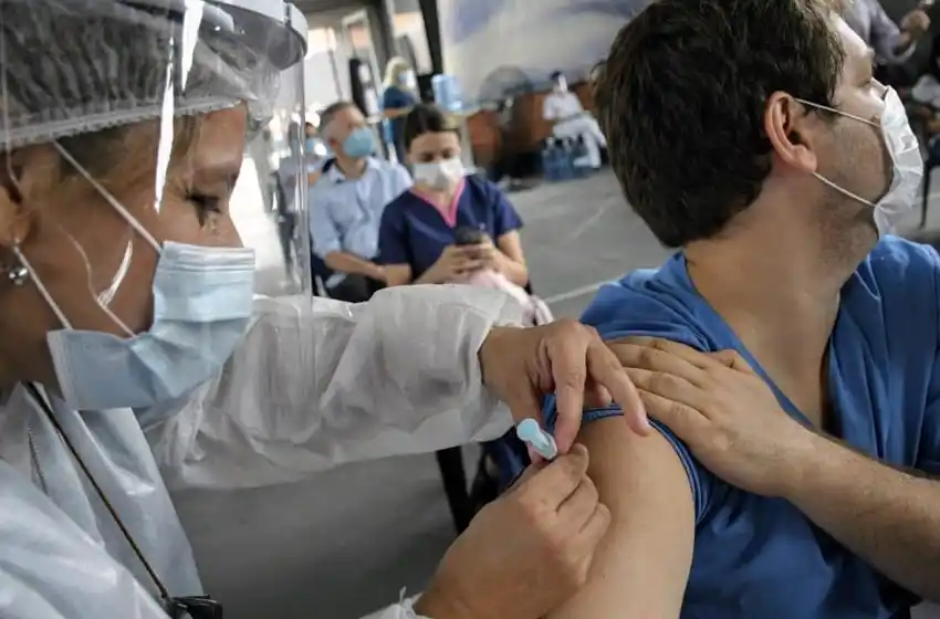 Coronavirus: cuántas vacunas de la segunda dosis llegarán a Santa Fe