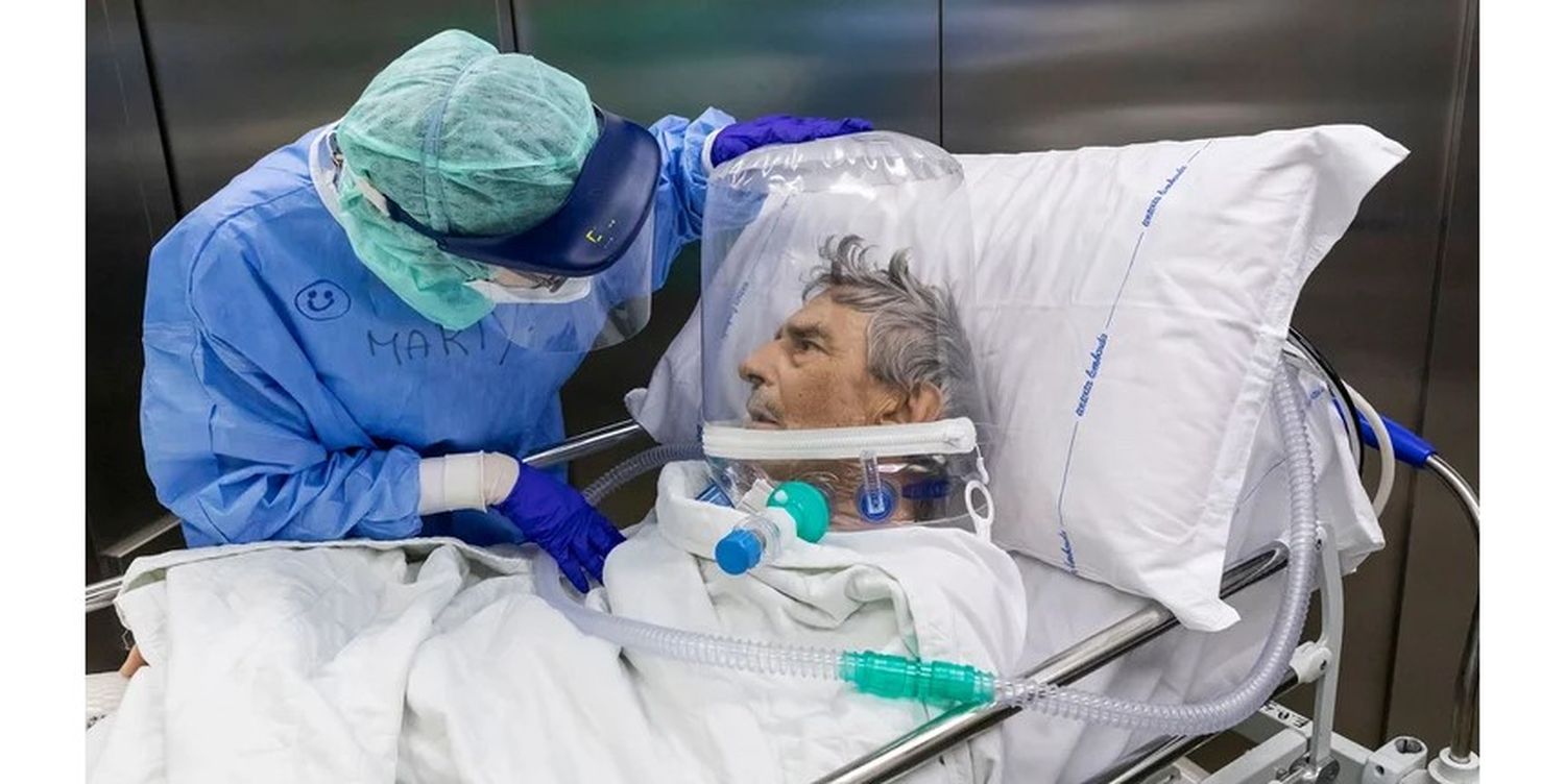 La variante Ómicron causó cuadros más graves en personas mayores de 65 años