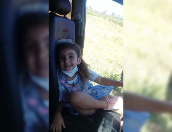 Esperan la prótesis para operar a la niña de 4 años del accidente fatal en Río Tala