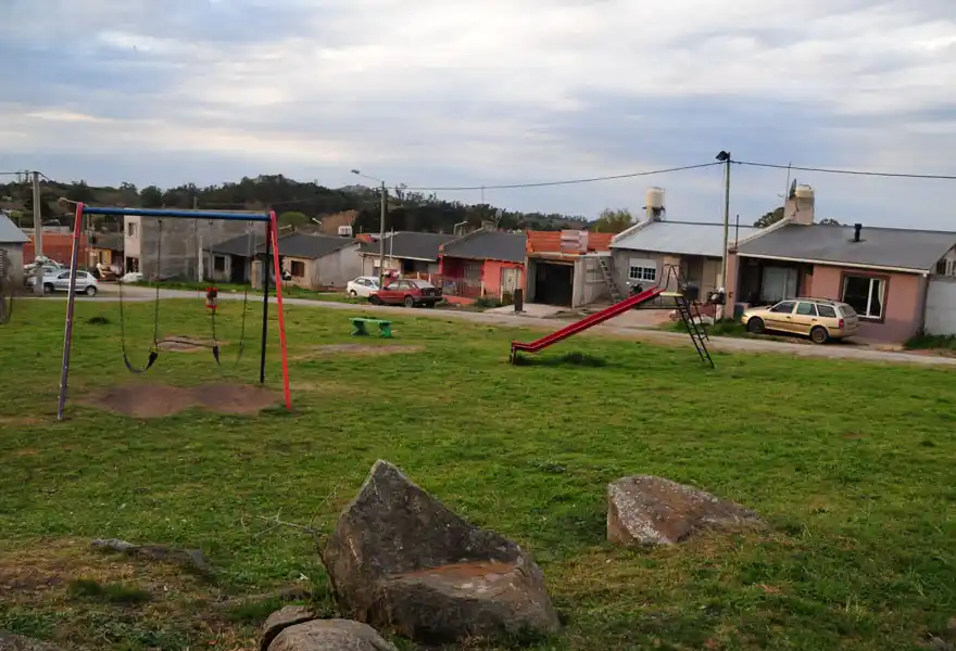 Sin el plano de subdivisión del barrio, la obra de gas en Smata será por las calles perimetrales