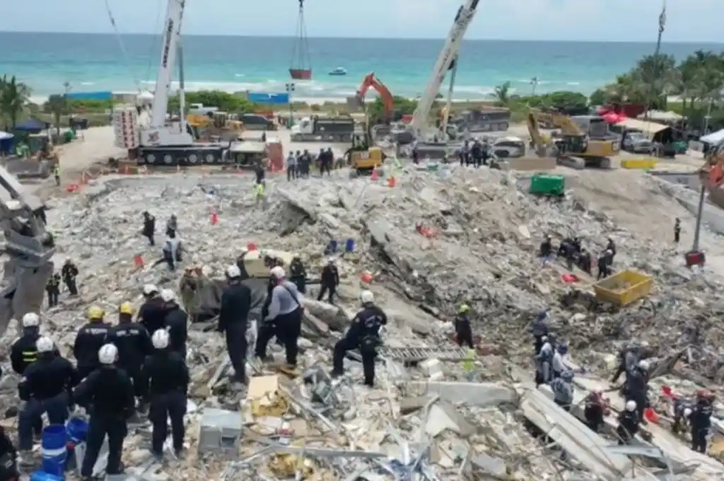 Miami: hallan otros cuerpos entre los escombros y la cifra de muertos crece a 32