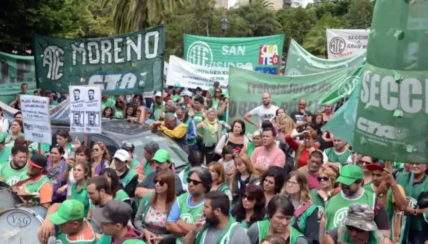 La Provincia reanuda las negociaciones paritarias con estatales y docentes