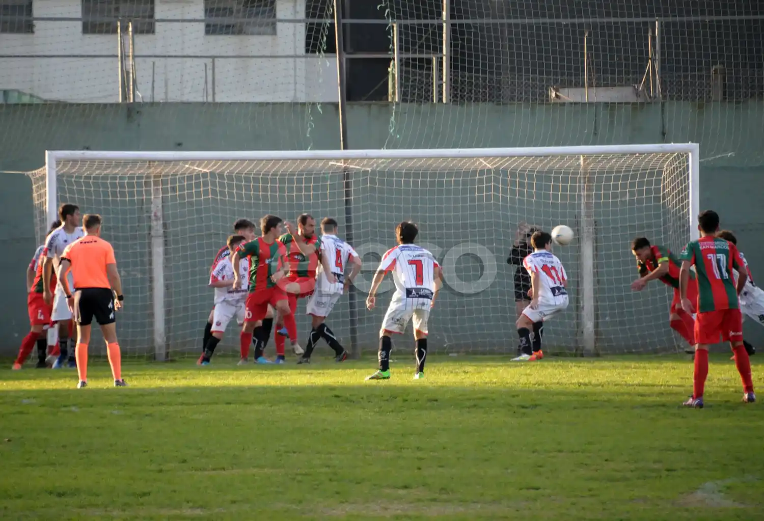 Sarmiento, único líder