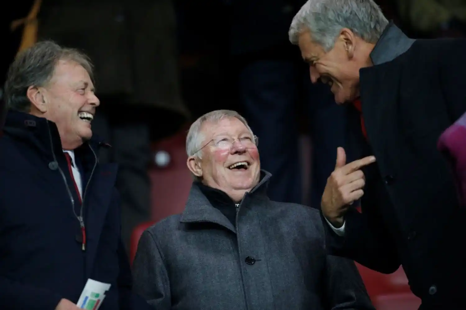 Recorte: el Manchester United deja de pagarle a Ferguson después de 38 años