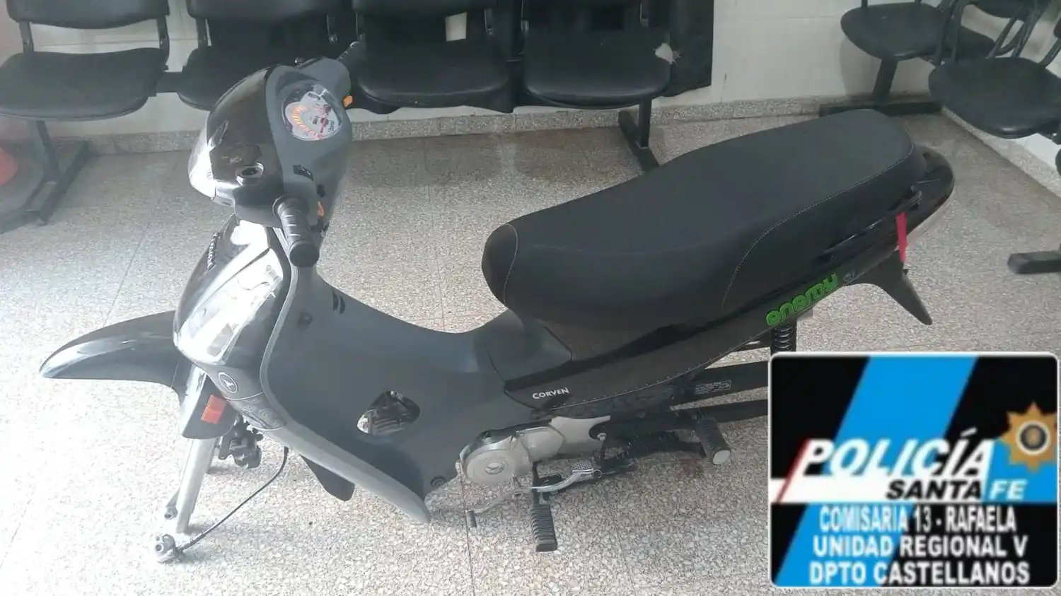 Encendida y sin las ruedas: encontraron una moto abandonada minutos antes por los ladrones