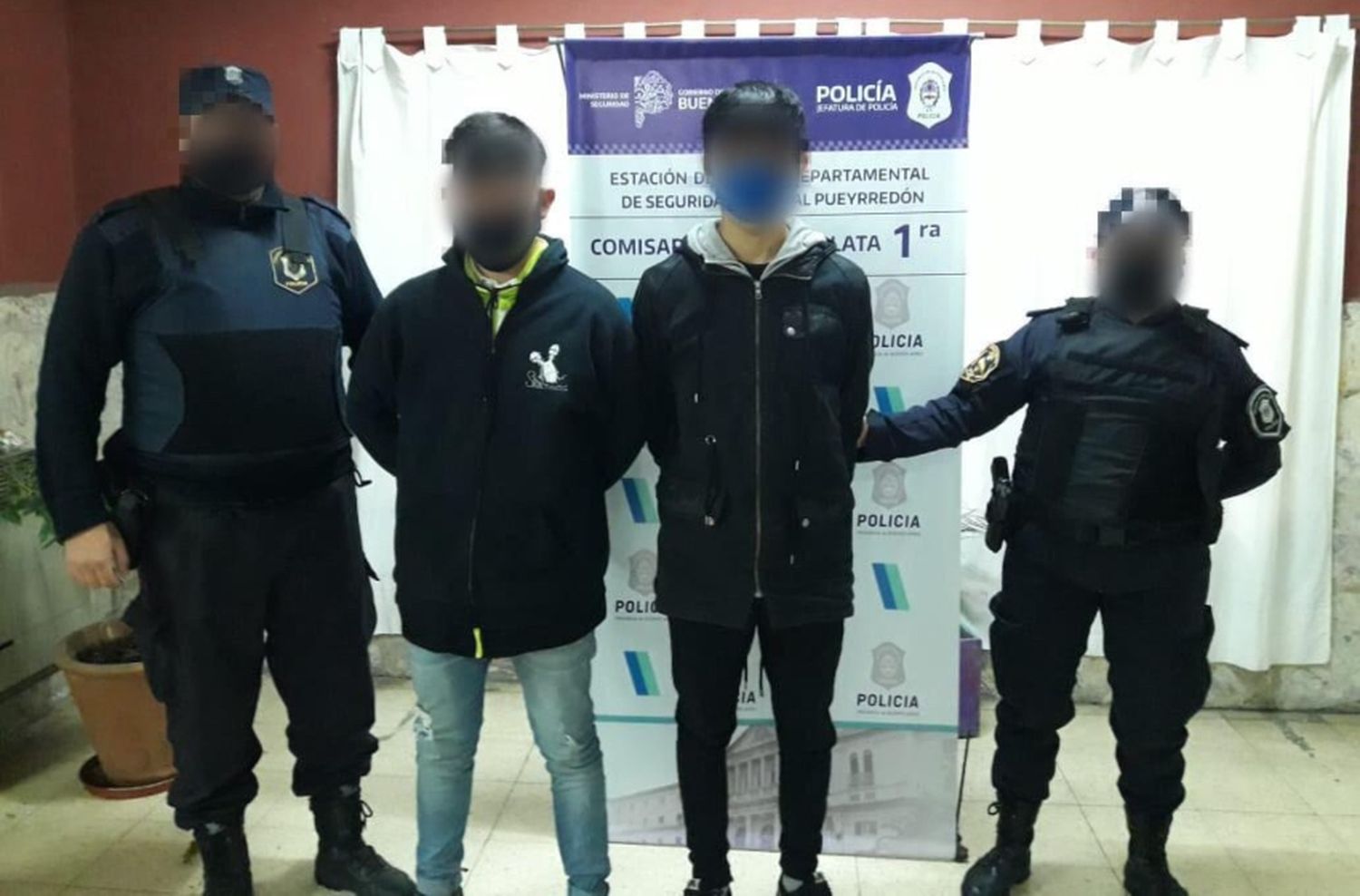 Recuperó el celular robado que era ofrecido por internet