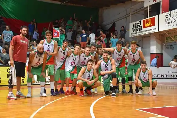 Neptunia ganó en clásico en el tiro del final y se quedó con el festejo