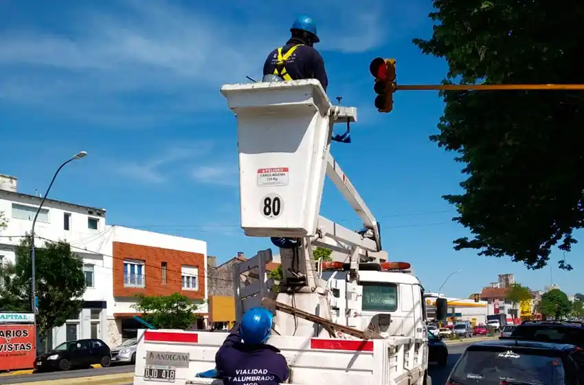 El Municipio redujo en un 50% los reclamos pendientes de alumbrado público