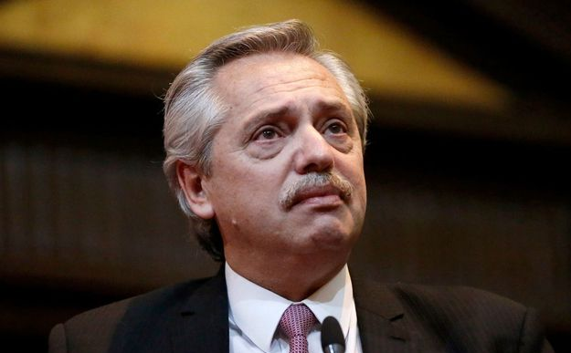 El Presidente padece "hernia de disco lumbar" y se le indicó "reposo"
