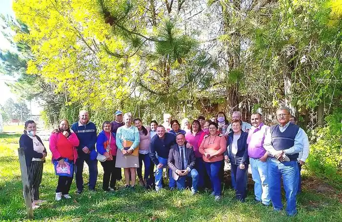 El Intendente de Estancia Grande se reunió con  jubilados y pensionados de Yuquerí Chico