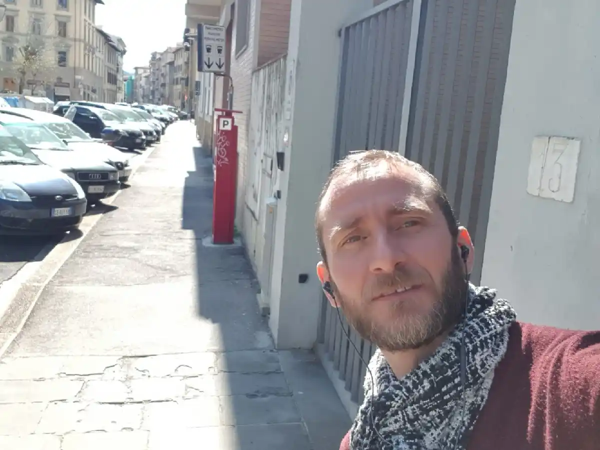  “Quédense en casa”, también es el consejo de los sanfranciasqueños en Europa   