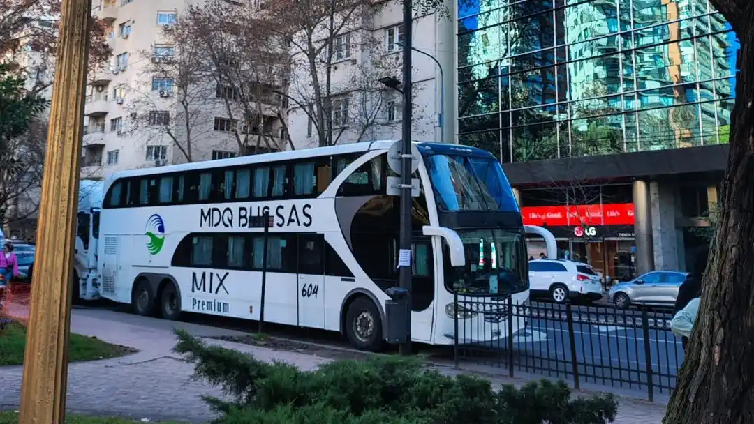 “Esta empresa de turismo encuadró a los trabajadores en el convenio 610, que es el de turismo”, denunciaron.