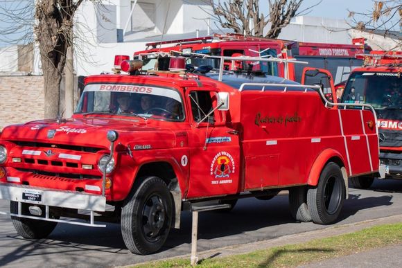 ¡Feliz cumpleaños para los Bomberos de Tres Arroyos! (video)
