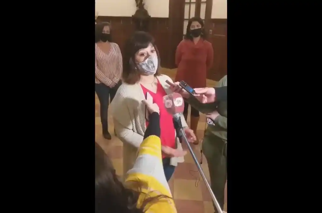 Concejalas rosarinas piden precisiones sobre el hisopado antes del parto