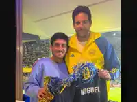 Del Potro fue a ver a Boca y posó junto al uruguayo que encontró la camiseta de Russo