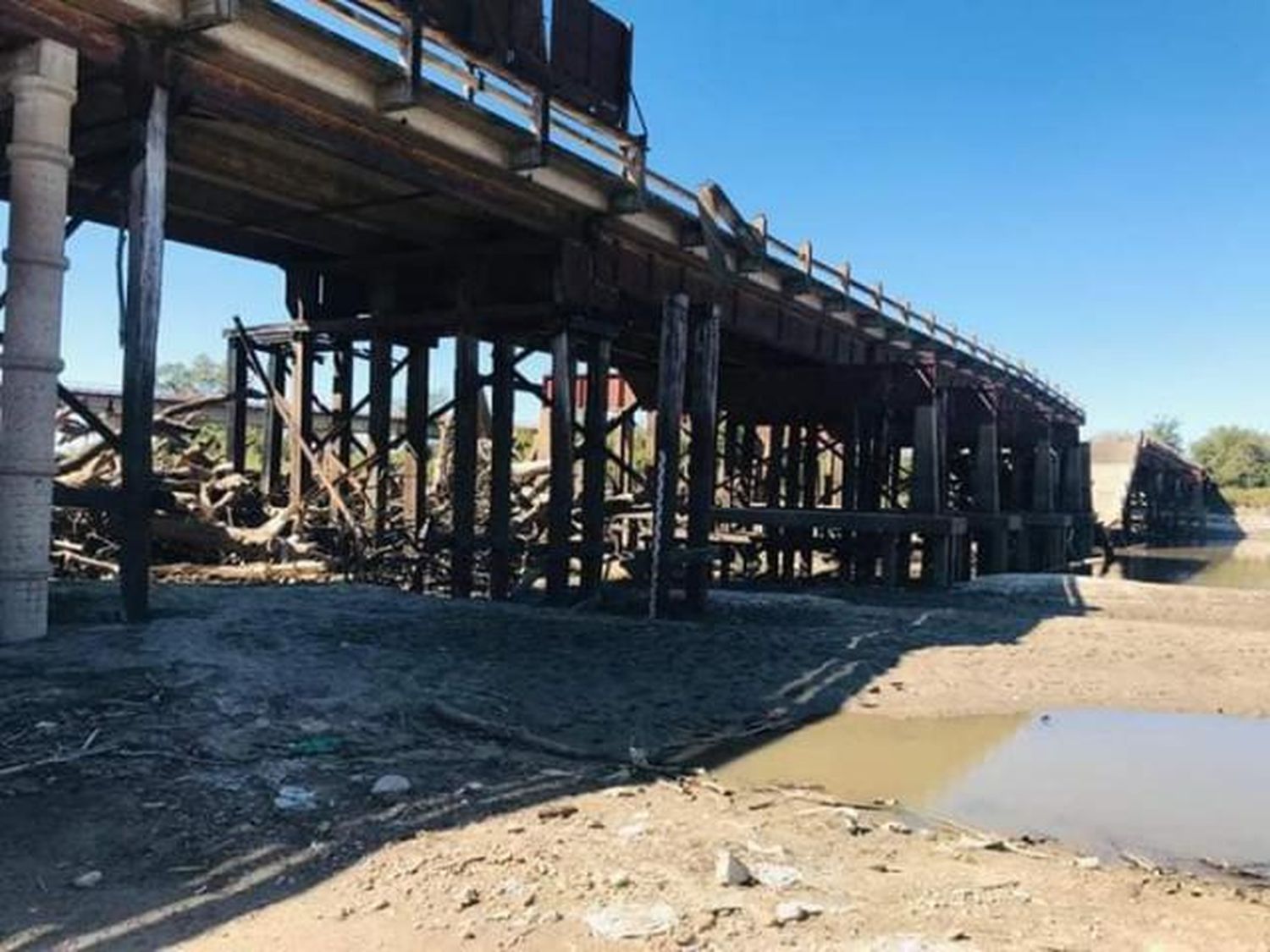 El Río Gualeguay, cada vez con menos agua 