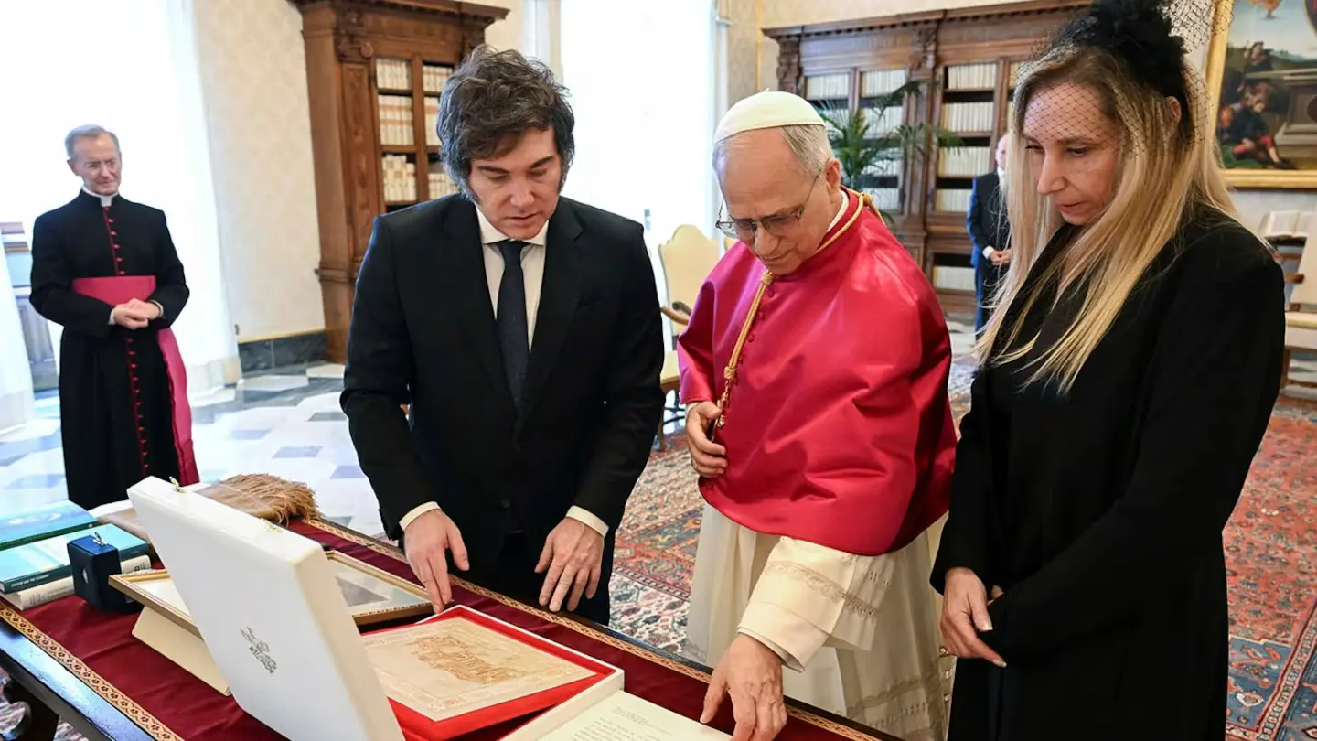 Milei se reunió con Quirno y crece la expectativa por una visita del papa León XIV a la Argentina