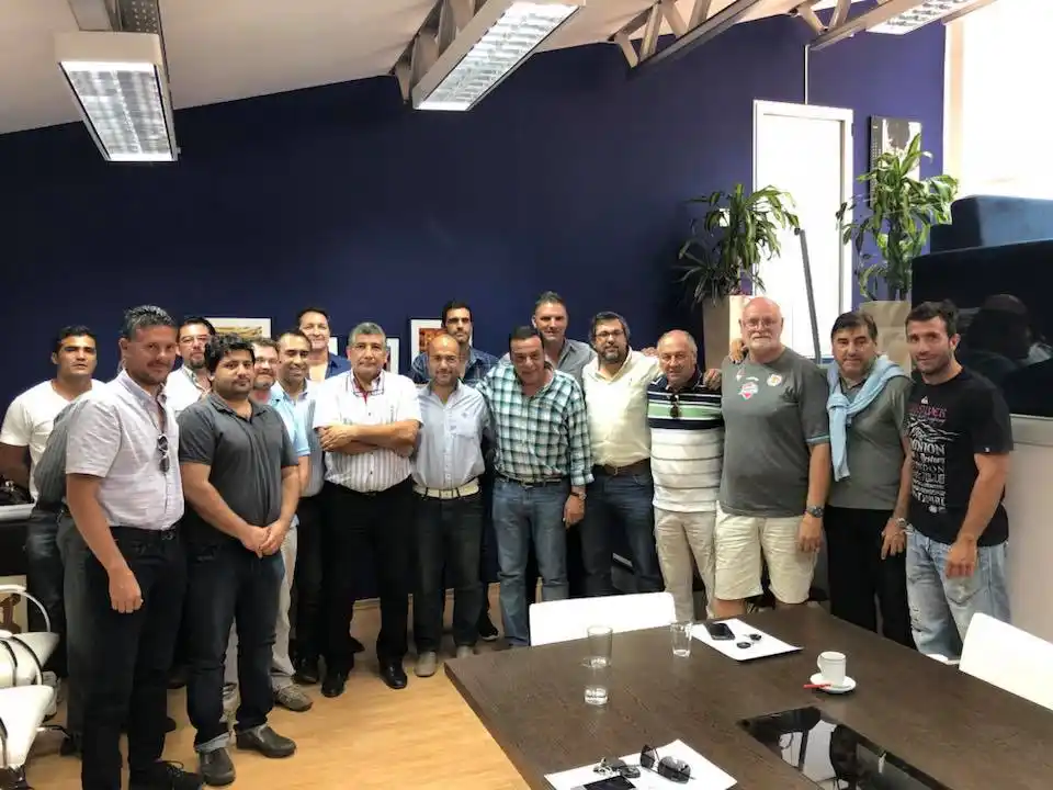 Zárate: Cáffaro firmó un convenio con los clubes del programa Básquet Para Todos