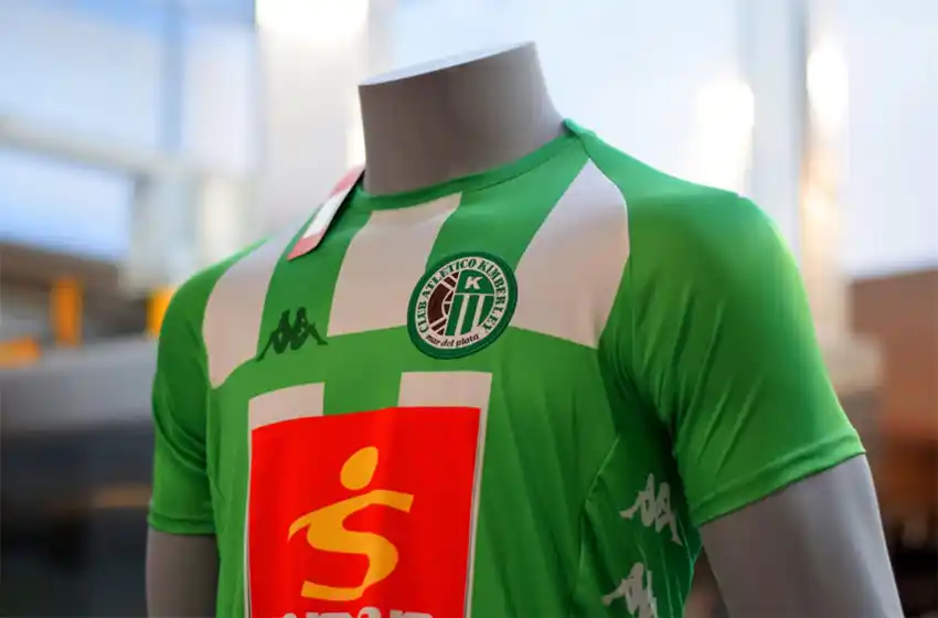 Kimberley presentó su indumentaria