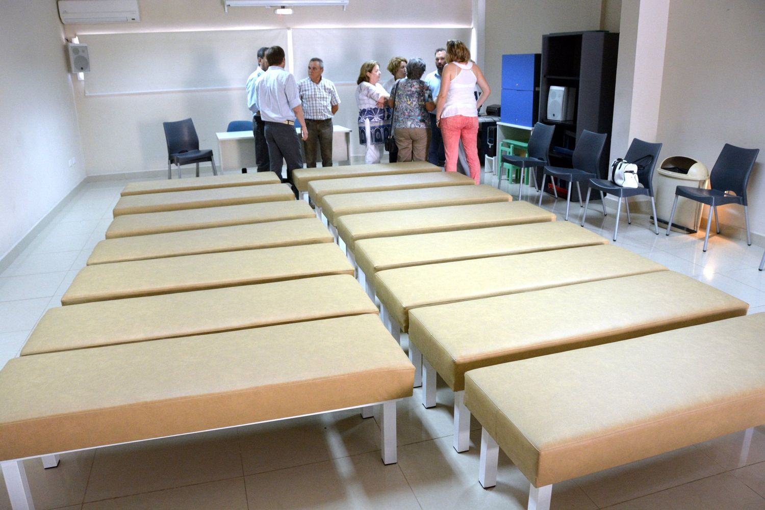 El Hospital de Niños recibió la donación de 15 nuevos camastros