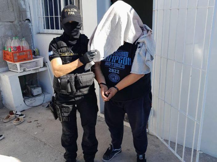 San Francisco: detuvieron a una mujer por vender drogas las 24 horas en su barrio