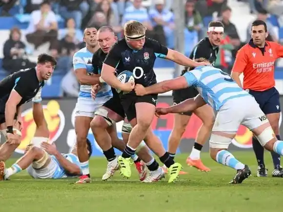 Los Pumas cayeron ante Inglaterra en San Juan, pero mostraron mejoras pensando en Uruguay