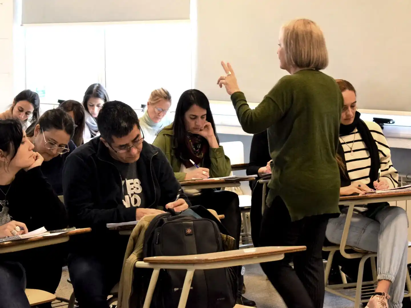 El salario docente universitario cayó a su peor nivel en dos décadas