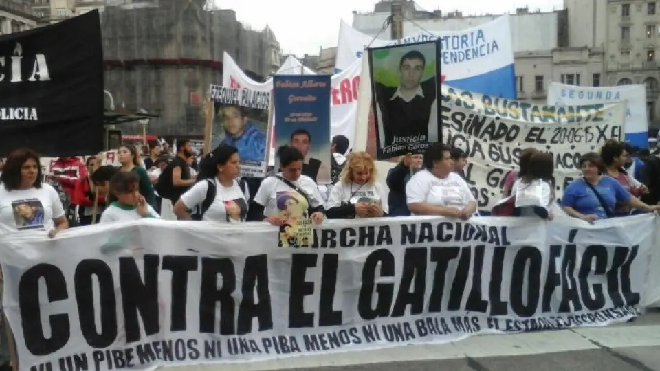 Familiares de víctimas de gatillo fácil marcharon en varias ciudades del país