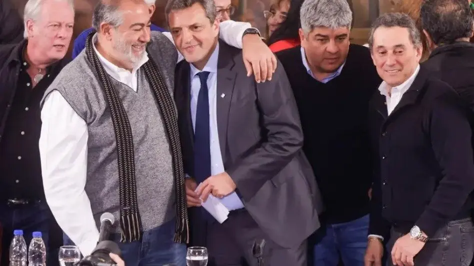 Tras la avanzada de Camioneros, otros gremios cercanos al Gobierno piden adelantar paritarias