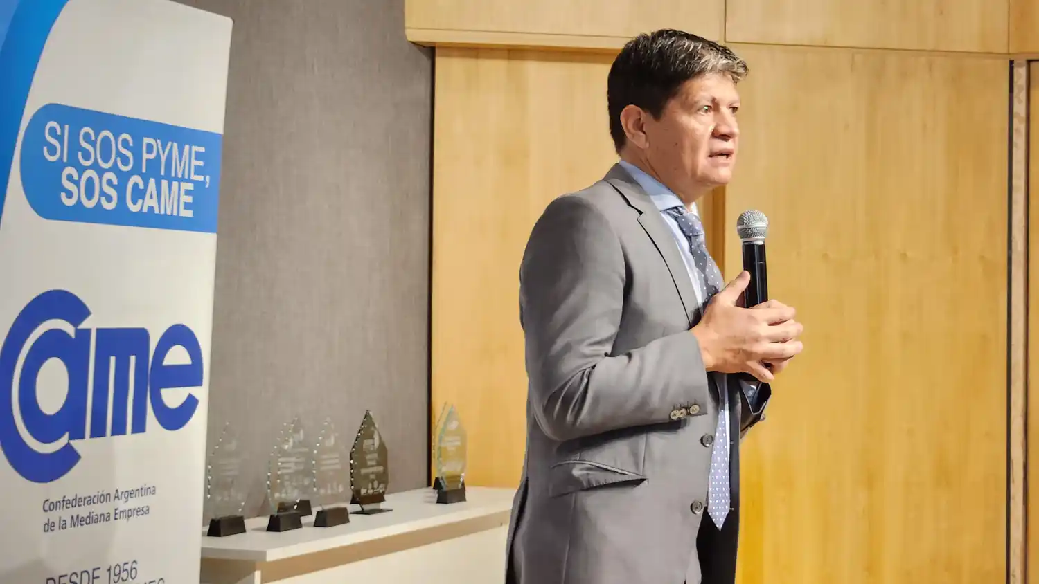 La CAME le respondió a Massa: “Los sueldos se fijan en paritarias”