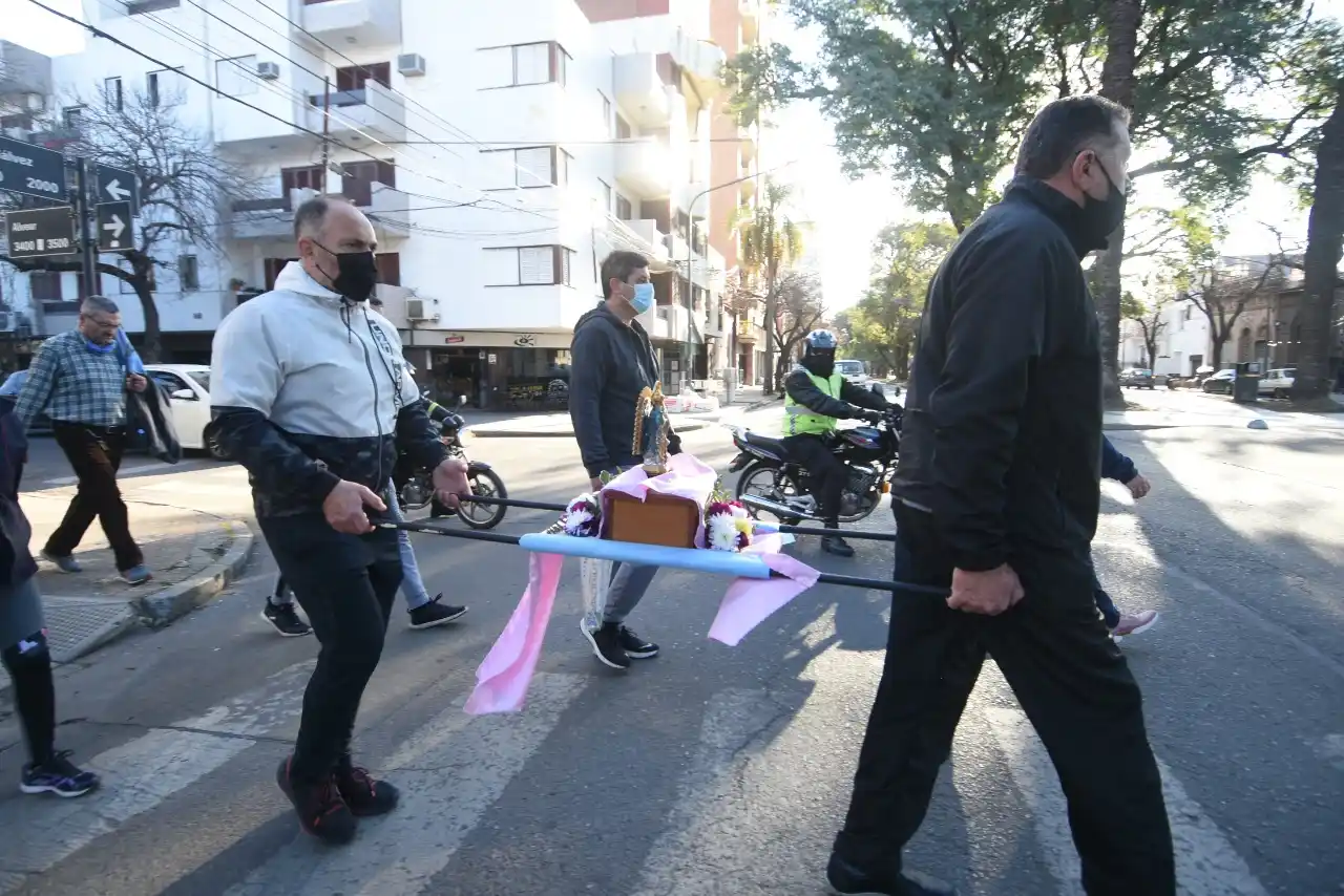 Basílica de Guadalupe: primera peregrinación mensual en la ciudad de Santa Fe