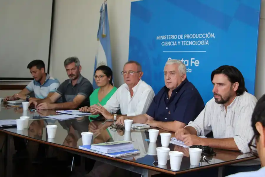 La provincia continúa trabajando en la prevención y monitoreo de la Influenza Aviar sobre la producción avícola