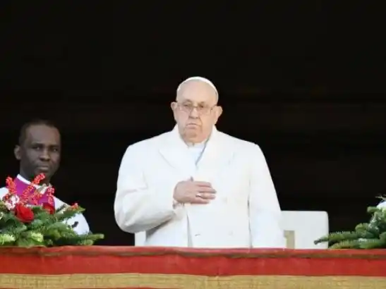 Urbe et Orbi: El Papa llama a afrontar con esperanza los conflictos de la actualidad