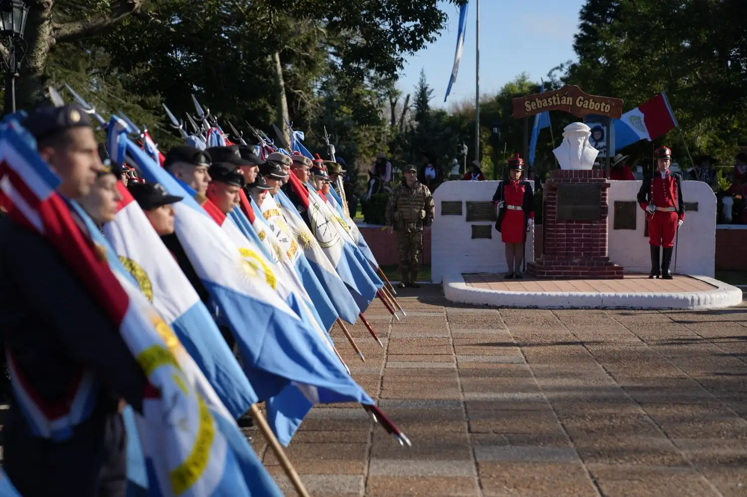 Pullaro: “La historia de Santa Fe es nuestra identidad, y nuestra identidad nos marca el futuro” - 1