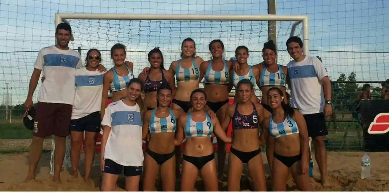 Argentina debutó con triunfo en el Sudamericano