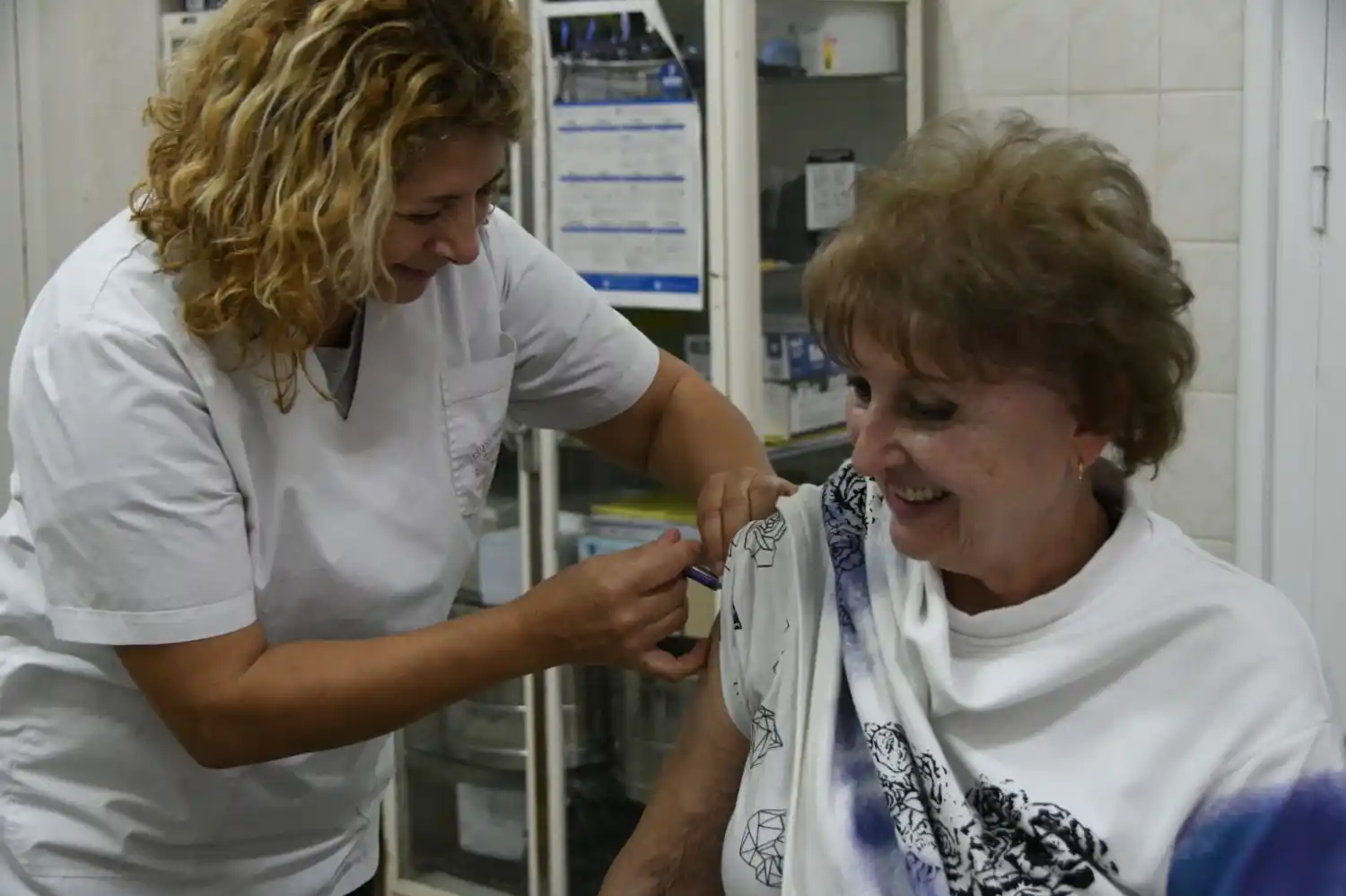 Lanzan “Invierno protegido” con vacunación antigripal y modalidad autovac en Asistencia Pública