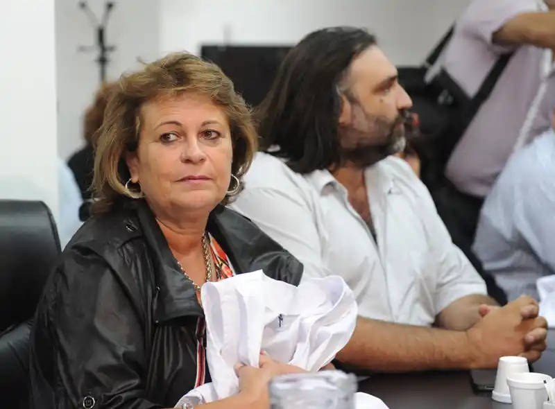 Paritaria docente: La Provincia convocó a los gremios para el 4 de abril para evitar el paro