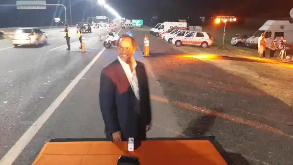 Scioli inauguró luminaria LED en Autopista Buenos Aires-La Plata