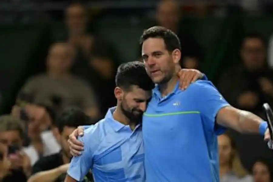 Entre lágrimas, Del Potro tuvo su depedida del tenis junto a Djokovic