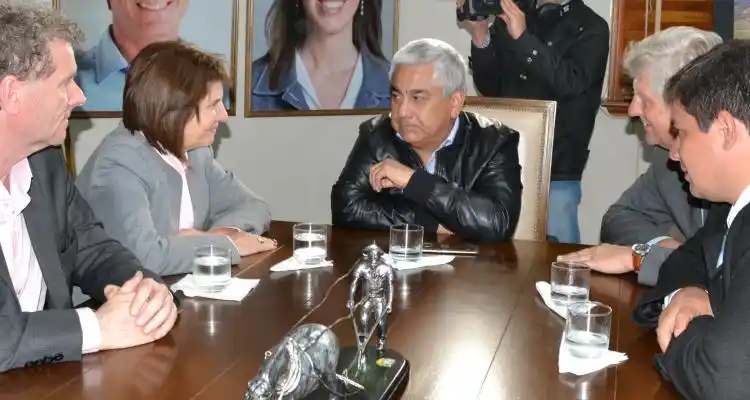 Patricia Bullrich se reunió con el intendente y prometió el arribo de Policía Federal a San Pedro