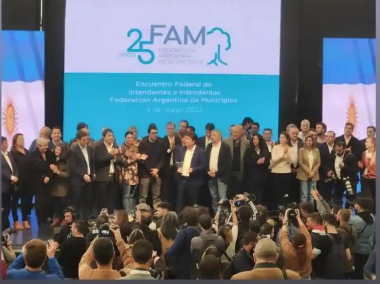 Lorenzo Schmidt  fue electo vicepresidente de la Federación Argentina de Municipios