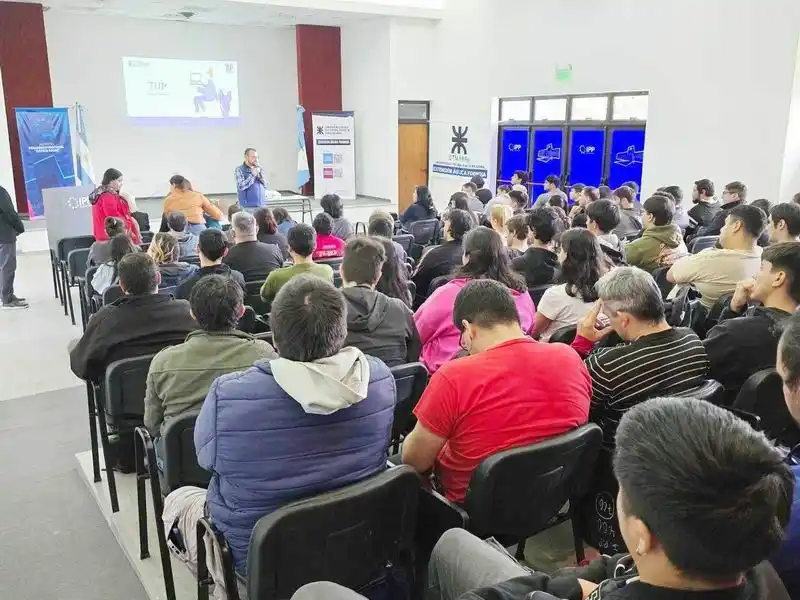 Jornada técnica de coordinación por la 
Tecnicatura Universitaria en Programación