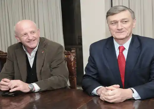 PS ratificó su pertenencia al FAP