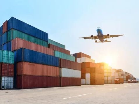 El superávit comercial cayó en enero por el alza de importaciones