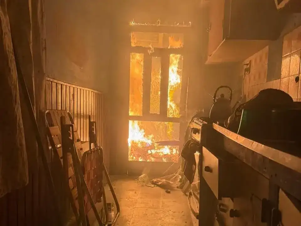 Los incendios ocurrieron en la madrugada de este miércoles.
