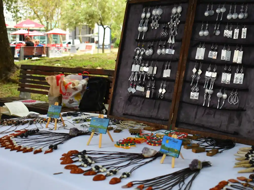 Un mes de emprendimiento y economía social