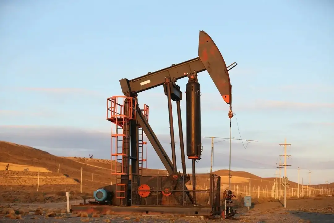 La producción récord de petróleo empuja las exportaciones energéticas.