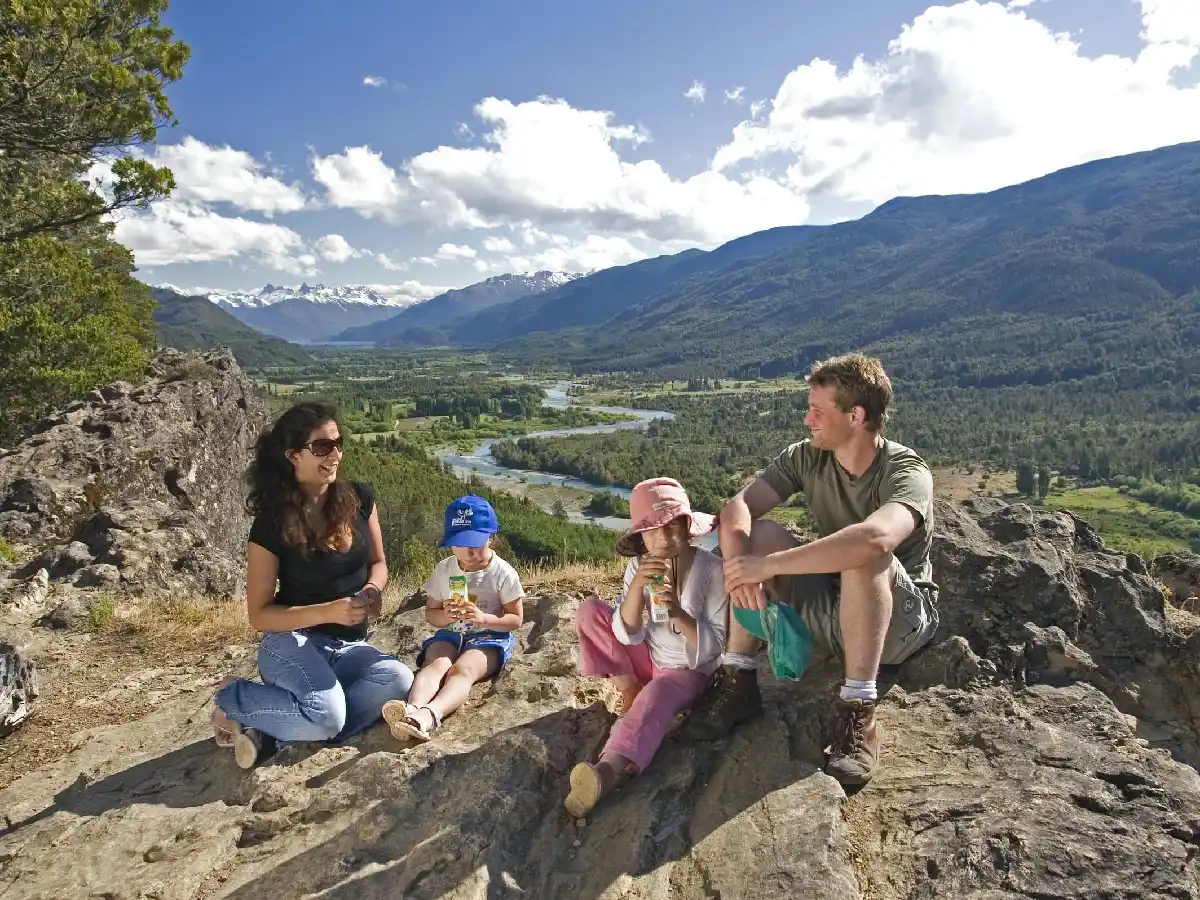 Paisajes, aventura, cultura e historia en el corredor  turístico Comarca de los Andes  