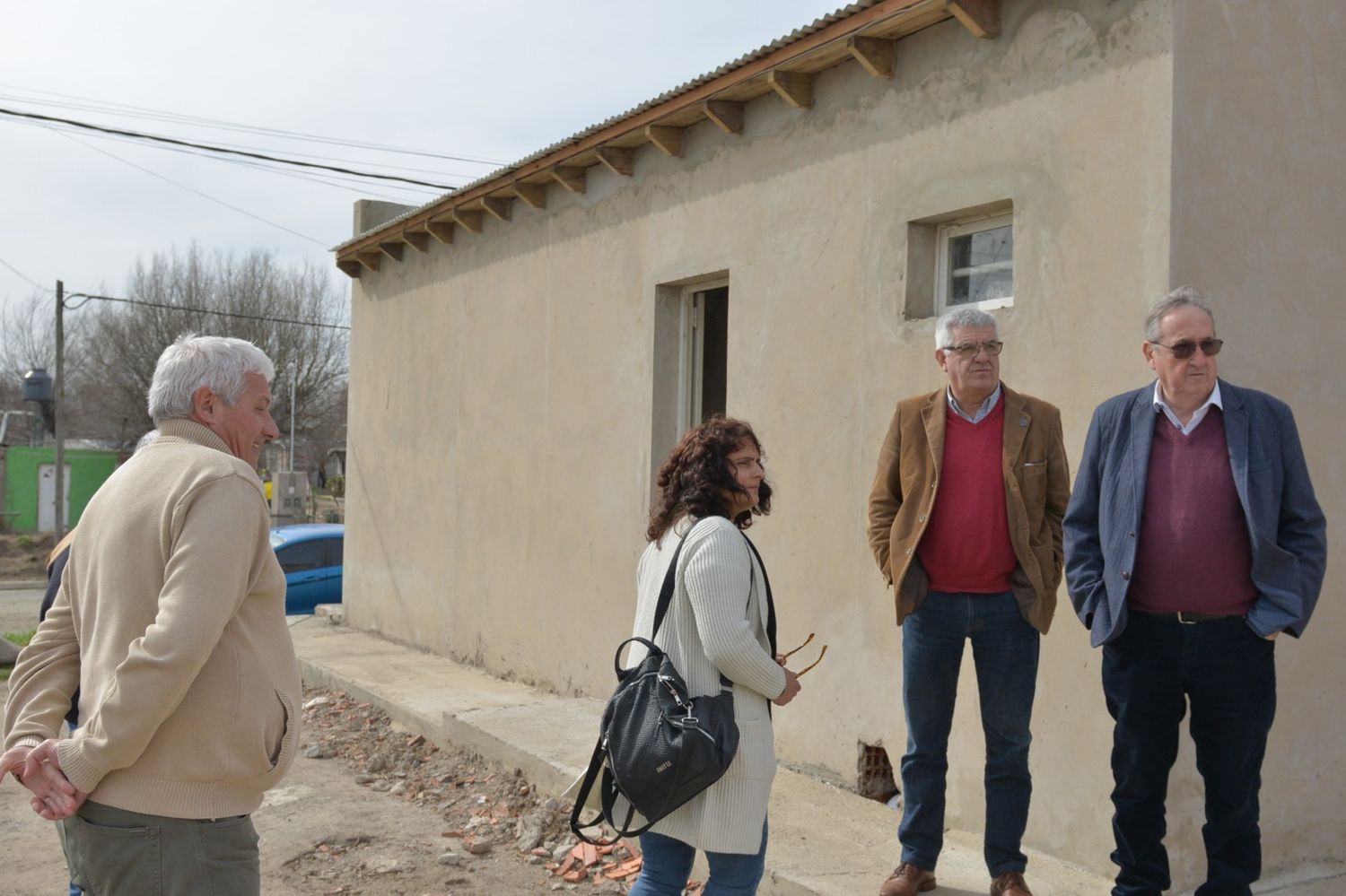 Junto a la secretaria de Desarrollo Humano, Alejandra Marcieri, y el jefe de Gabinete, Oscar Teruggi, Lunghi estuvo ayer en La Movediza.