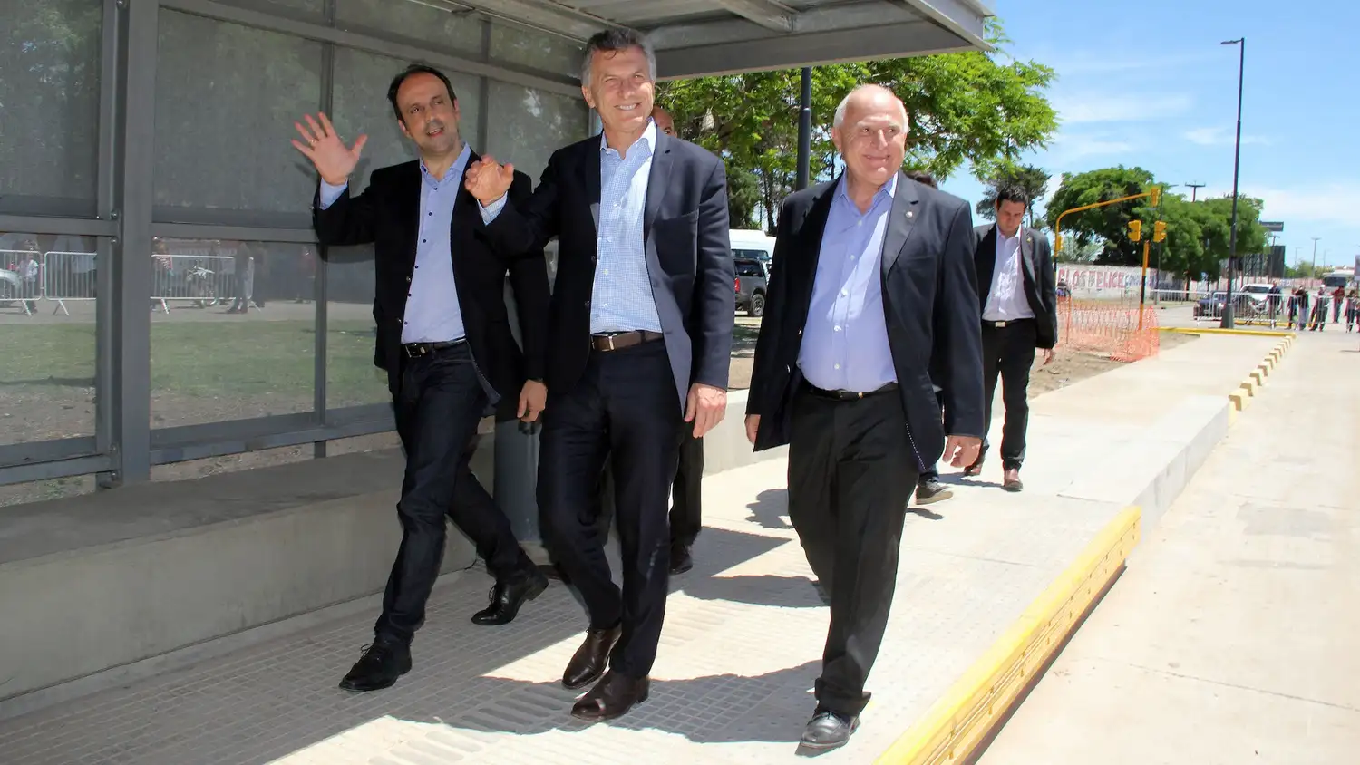 Macri entrega viviendas sociales en la ciudad